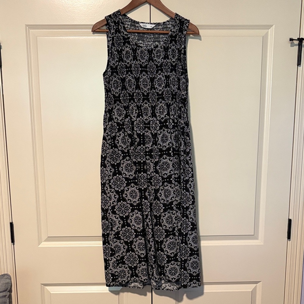 Croft & Barrow Black and White Floral Midi Dress